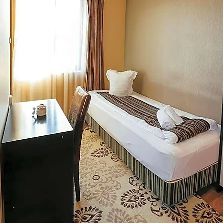 Otel Vidalis